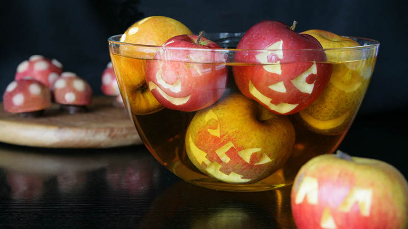 Halloween Äpfel