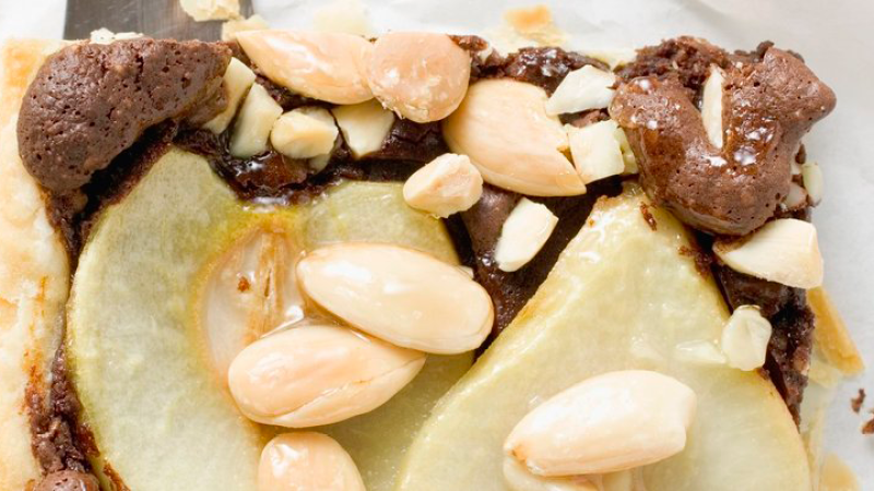 Birnen-Schoko-Kuchen mit Mandeln