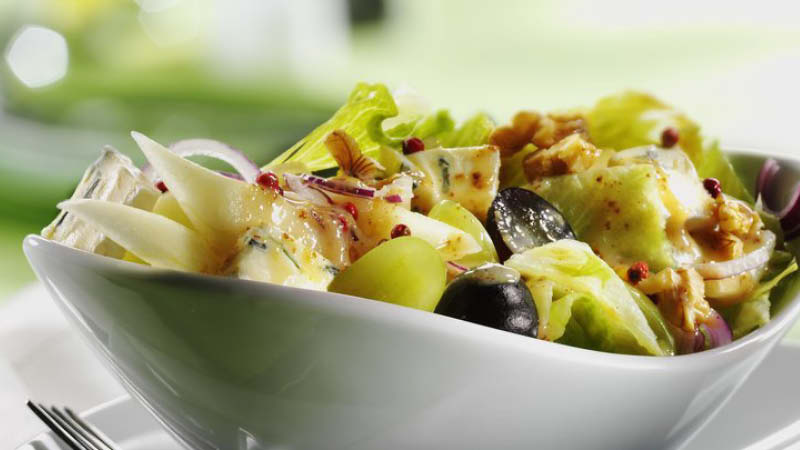 Eisbergsalat mit Trauben