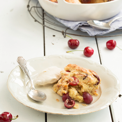 Kirschschlupfer-mit-Vanilleeiscrème