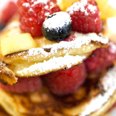 Pancakes-mit-Apfel-Birnenkompott