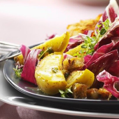Radicchiosalat-mit-Thymian-Aepfeln