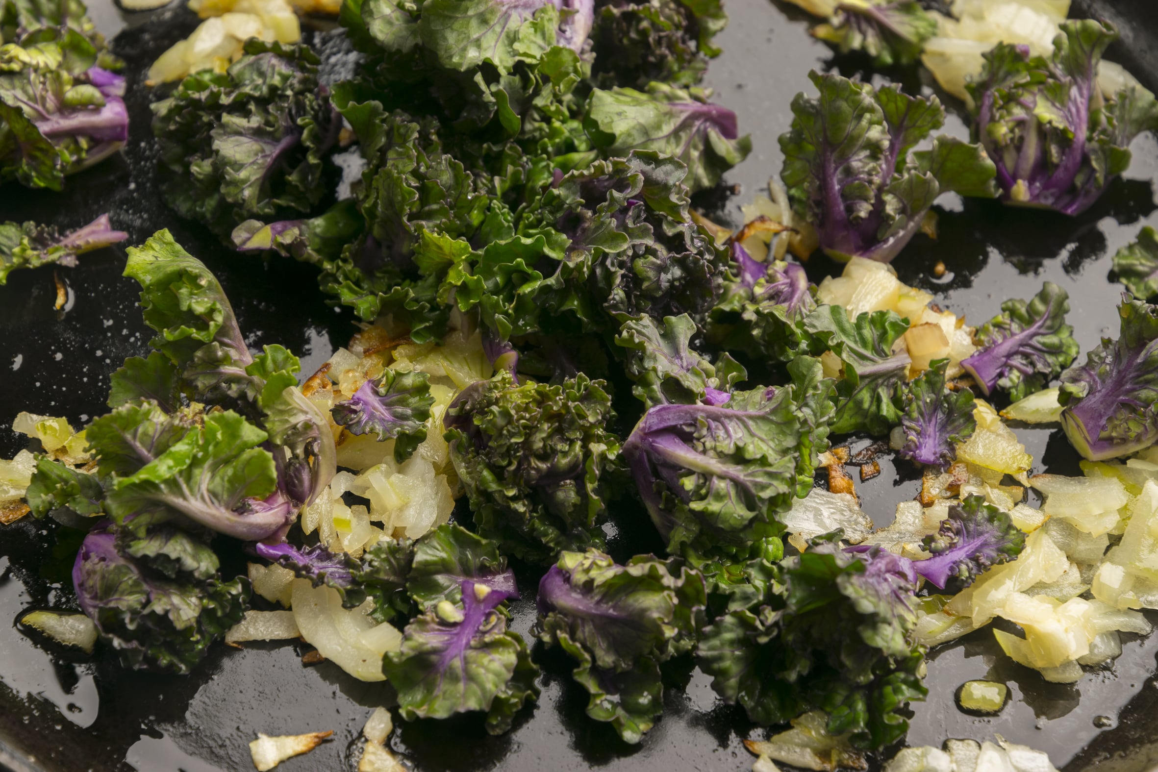 Kalettes in der Pfanne