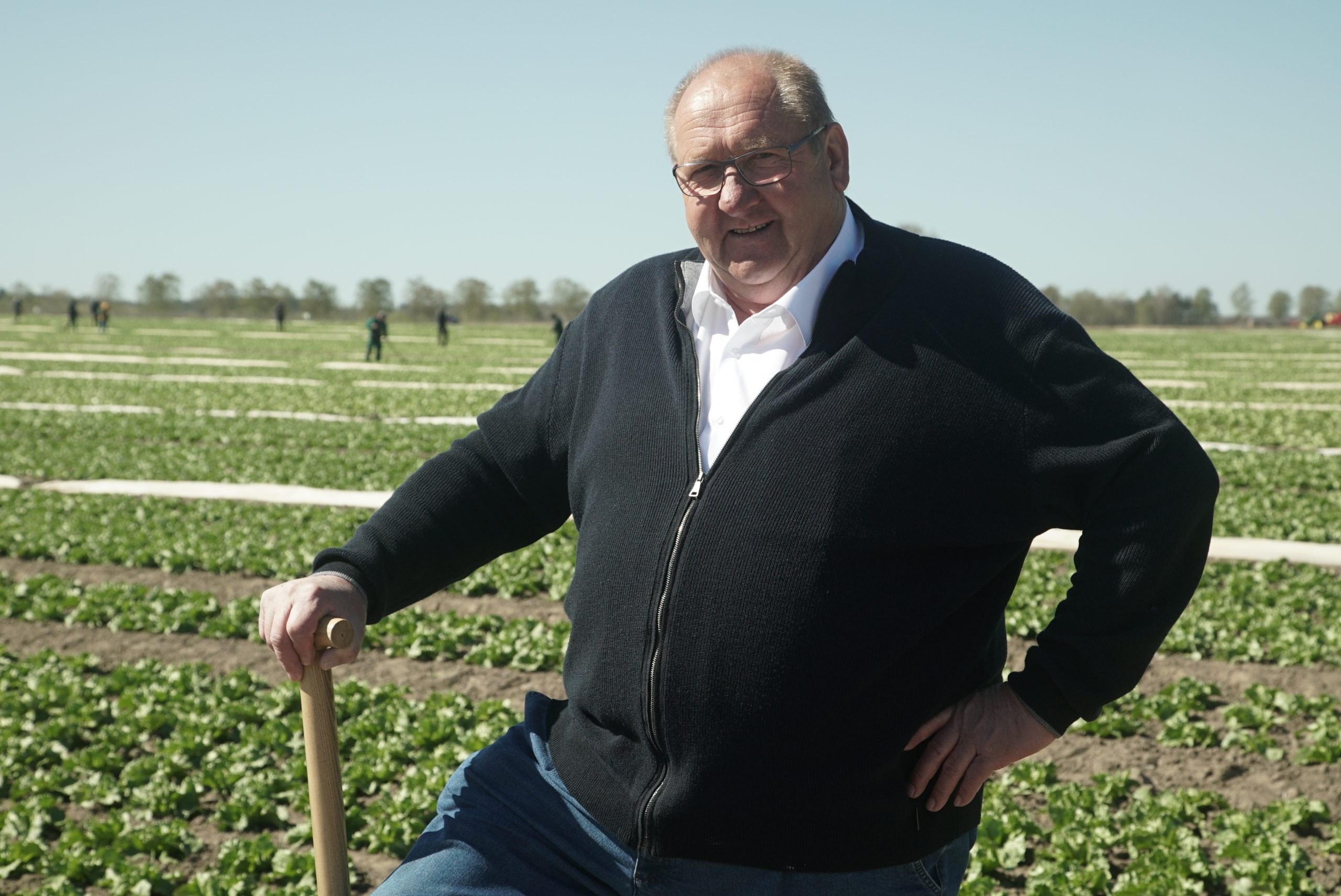 Rudolf Behr auf dem Feld der Behr AG